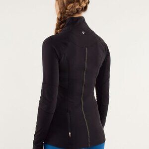 NWOT Lululemon Run: Toasty Tech Pullover *Black (US 8)